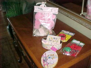 LOT OF FOUR (4) MUFFY VANDERBEAR COSTUMES AND ACCESSORIES. EASTER AND MORE - Picture 1 of 10