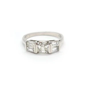 18ct white gold 1.80 carat Diamond Ring - Picture 1 of 8