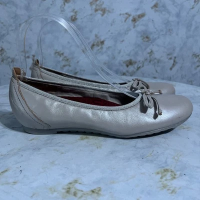 Zapatos planos Munro para mujer talla 7,5 N de cuero gris plateado cómodos moda ballet Foto 1 de 4