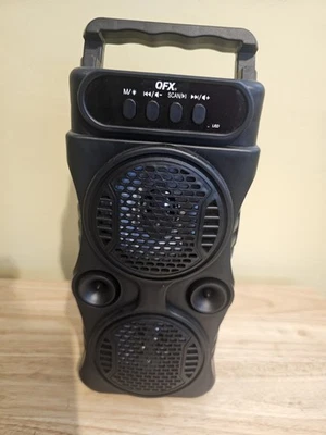 Alto-falante bluetooth portátil qfx etiquetas ainda nele - Imagem 1 de 2