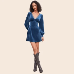 Cider Blue Velvet V-neck Lace Lantern Sleeve Mini Dress Size Small - Picture 1 of 15