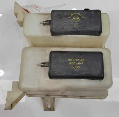 Ford Ranger 1998-2001 depósito de líquido para lavadora de parabrisas OEM F57Z17618AA Foto 1 de 4