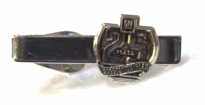 VINTAGE 1960’s GENERAL MOTORS EMPLOYEE 25 YEARS SUGGESTION PLAN TIE CLIP  - Image 1 of 4
