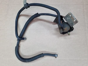 RENAULT 5 GT TURBO USED FUEL PRESSURE REGULATOR WITH MOUNTING BRACKET - Picture 1 of 2