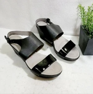 TSUBO Black Soft Leather Open Toe Strap Wedge Sandals Size 8.5 - Picture 1 of 11