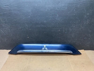 2007 to 2013 Mitsubishi Outlander Rear Hatch Tailgate Trim Molding OEM i3038 DG1 - Image 1 of 4
