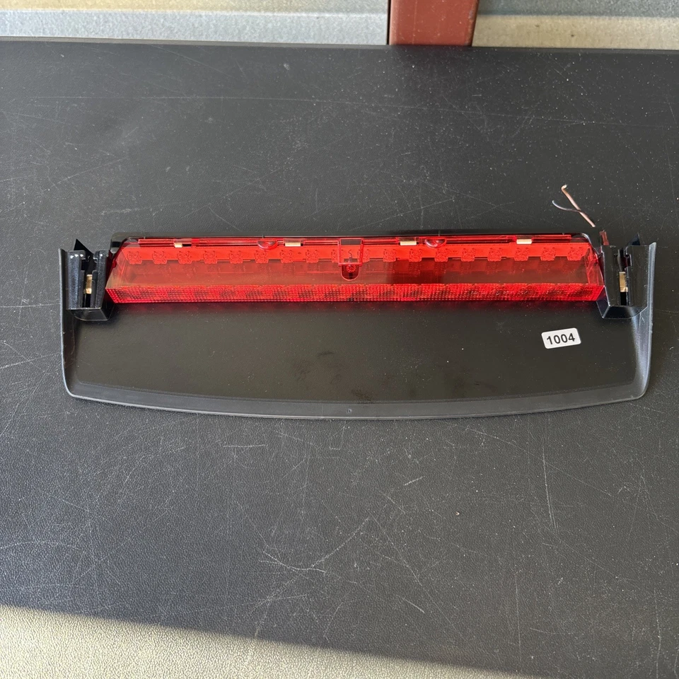 09-16 AUDI B8 A4 S4 RS4 SEDAN 3RD THIRD BRAKE TAIL LAMP LIGHT OEM 111622B - Image 1 of 4