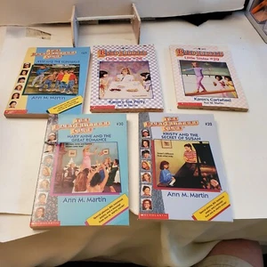 VINTAGE BABBYSITTERS BABY SISTERS BOOKS - Picture 1 of 2
