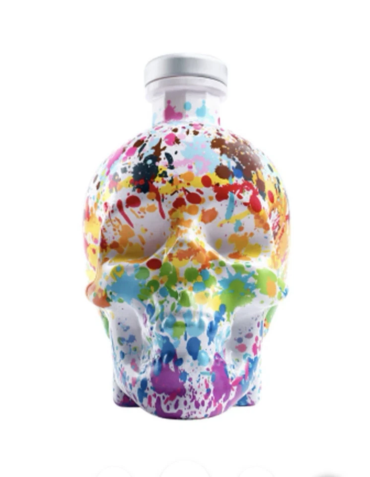 Botella Calavera Arco Iris Vodka Cabeza de Cristal Edición Limitada 750ml VACÍA Coleccionable Foto 1 de 3
