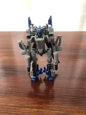 Transformers Studio Series 22 BBM Bumblebee Movie Dropkick Action Figure Deluxe - Image 1 of 4