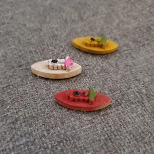 Vintage Miniatur Holz Spielzeug Boote - Made in Japan - bunt & klein! Konvolut 3 - Bild 1 von 4