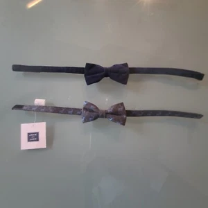 2 Janie & Jack Boys' BOW TIES 1 Navy Velvet 1 Gray w/Reindeer Sz 2 to 5 NWOT - Picture 1 of 14