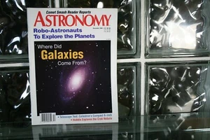 Astronomy Magazine - December 1994 - Where Did Galaxies Come From? - Imagen 1 de 1