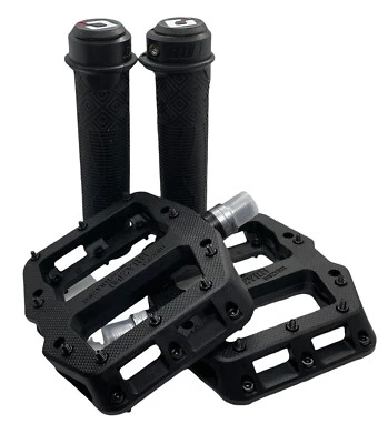 MTB/BMX Flat Pedals and Lock On Grips Combo Black - image 1 of 4