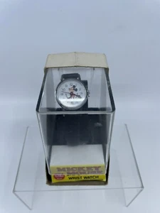 Vintage Walt Disney Productions Mickey Mouse Watch by Bradley Time New In Box - Picture 1 of 9