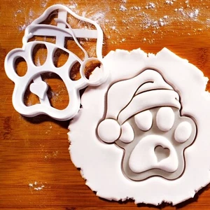Large Santa Paw Print Cookie Cutter - cute Christmas dog treats puppy adoption - Picture 1 of 5