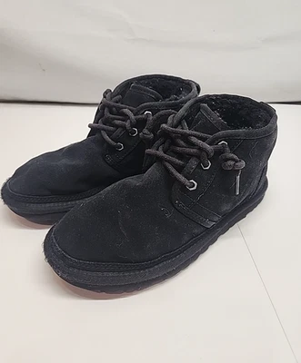 黑色 UGG 品牌女鞋 适合 6 码 但尺码 7 二手 — 第 1/4 张图片