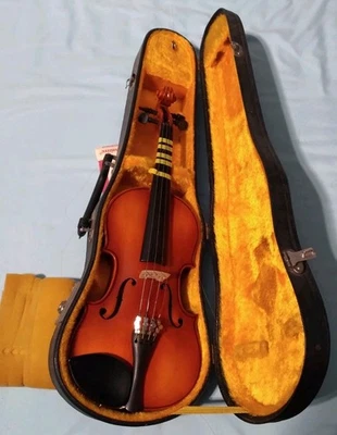 Скрипка Suzuki размер 1/4, б/у, хорошее состояние товара, смычок, включает чехол - Изображение 1 из 4