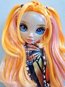 Rainbow High Poppy Rowan Fantastic Fashion Doll - Picture 1 of 15