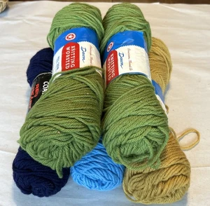 Vintage Coats & Clark's Red Heart, Dawn, 100% Virgin Wool Yarn Lot Mix Colors - Picture 1 of 12