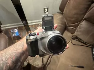 Olympus D-500L 850K Pixel 3x Zoom Digital Camera 9.2-28mm Lens Tested - Picture 1 of 11