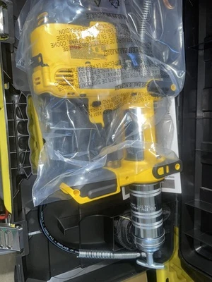 DEWALT 20V MAX无绳润滑脂枪-仅工具DCGG571B — 第 1/4 张图片