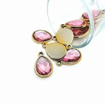 Dijes de lágrima acrílica rosa claro y dorado, 25x16 mm - Vendedor de EE. UU. Foto 1 de 4