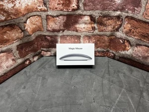 Original Neu & Versiegelt Apple Magic Mouse 2 A1657 - Schwarz | Kabellos Bluetooth - Bild 1 von 3