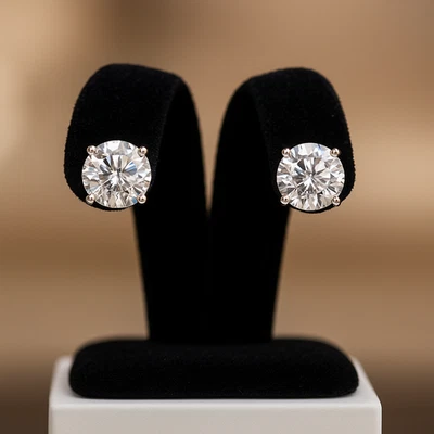Lab grown Diamond earrings 14k Gold 0.5ct - 4ct Diamond earrings - Image 1 of 4