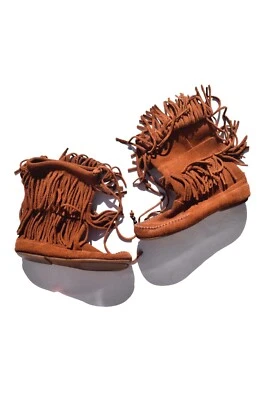 Minnetonka Moccasins Fringe Boots - Изображение 1 из 4