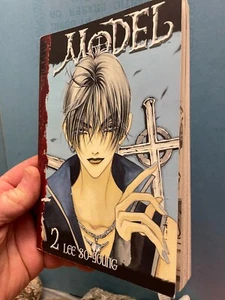 Model Vol 2, Manga englischsprachige Graphic Novel Comic Buch... Top Zustand! - Bild 1 von 5