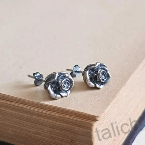 925 Sterling Silver Small Skull Rose Stud Earrings in Dark Finish Gothic Unique - Picture 1 of 9