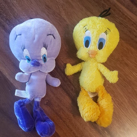 Tweety Bird (Lot of 2) 9" Yellow & Purple Warner Brothers. & Looney Tunes Cover