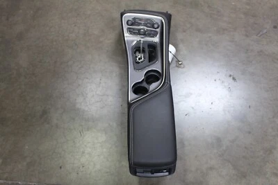 2017 道奇挑战 SRT Hellcat,前控制台,二手 — 第 1/4 张图片