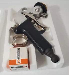 DeVilbiss JGHV-501GXH-12N Pressure Paint Spray Gun - Picture 1 of 13