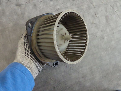 Ventilador de aire acondicionado y calefacción 93 94 95 Saturn & SL1 & SL2 dorado Foto 1 de 2
