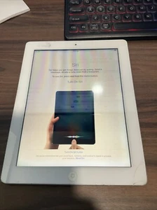 Apple iPad 3rd Gen. A1416 EMC 2498 64GB 2012 - Cracked Easy Fix Tablet Broken - Picture 1 of 13