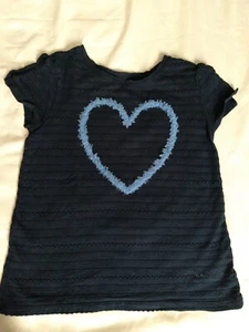 Gap Kids Girls L 10y Navy Blue Heart Applique Open Sleeve T-shirt Top EEUC - Picture 1 of 3