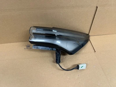OEM 2024 2025 CHEVROLET EQUINOX EV LUZ TRASERA LED LENTE TRANSPARENTE ESTILO DERECHA ¡BONITO!! Foto 1 de 4
