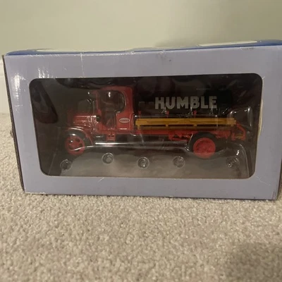 1923 Kenworth Humble Oil Tanker Truck литая коллекционная серия - Изображение 1 из 3
