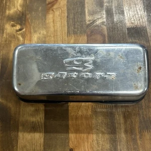 Metall Gatorz Muschelschale Hartschale Brillenetui - Bild 1 von 5