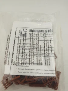 Life Like HO Scale Trackside Accessory Stock Pen Kit in versiegelter Verpackung - Bild 1 von 6