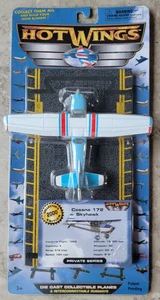 2000 Collectors Edition Daron Hot Wings Private Series Cessna 172 Skyhawk 13104 - Picture 1 of 8