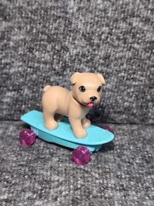 Barbie Club Chelsea Flip & Fun Skateboard Skate Rampe Ersatz Bulldogge Haustier Hund - Bild 1 von 7