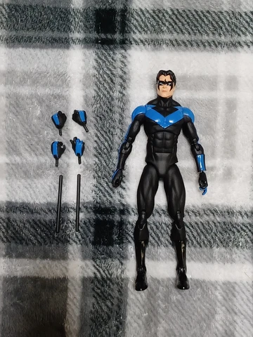 DC Comics Direct Collectibles Icons Series Authentic Nightwing 6" Figure Cover