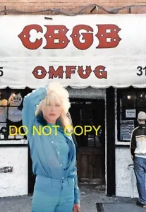 DEBBIE HARRY - BLONDIE - PHOTO 8x11 - RARE PHOTO @ CBGB 1980 SALE $3+ - Picture 1 of 1