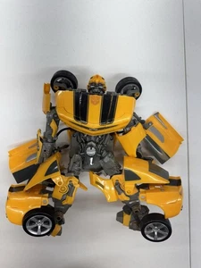 Transformers Ultimate Bumblebee "14" Camaro Electronic Action Figure Hasbro 2006 - Picture 1 of 1