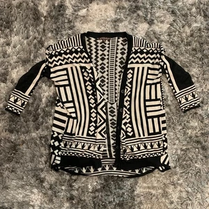 Mushka by Sienna Rose Aztec Print Open Front Cardigan Sweater Multi Sz 1X - Picture 1 of 7