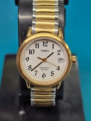 Working Timex Indiglo Ladies Two-Tone Calendar Wristwatch T2H381 - image 1 of 2
