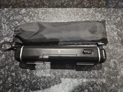 Logitech Tablet Speaker Stereo Jack Clip-On S-L0001 - Image 1 of 4